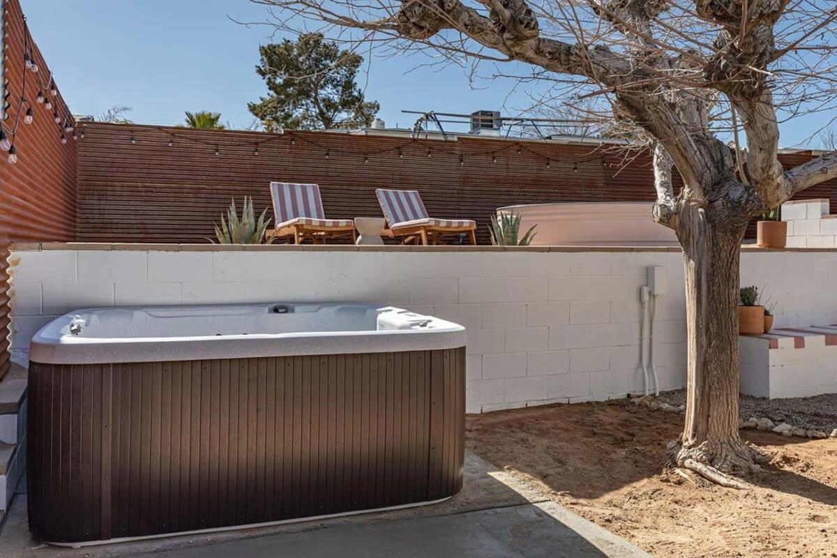 Joshua Tree - Le Tout Petit W Hot Tub Ngoại thất bức ảnh
